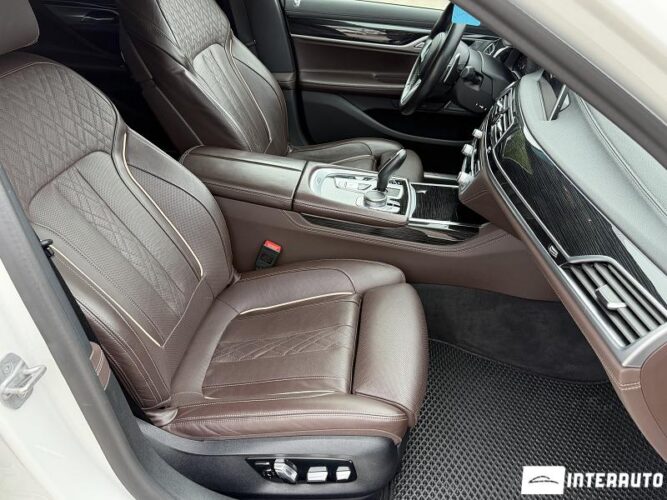 BMW 740 53 bmw 740 2021