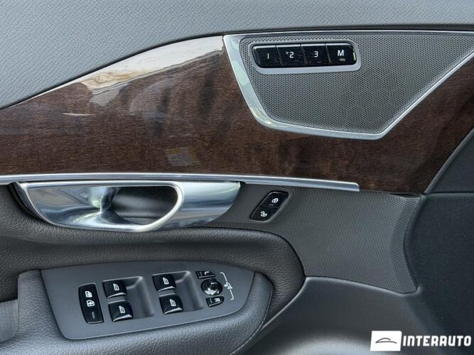 volvo XC 90 2019