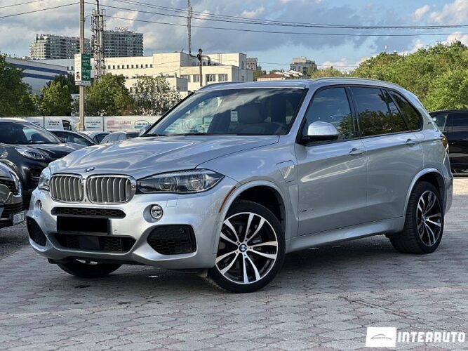 BMW X5 4.0e 2017 doar la InterAuto