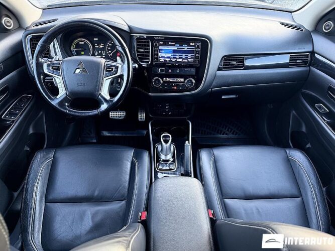 mitsubishi Outlander 2015