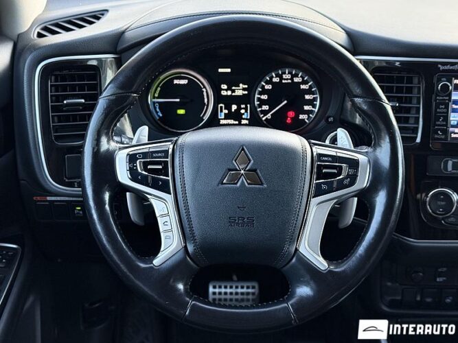 mitsubishi Outlander 2015