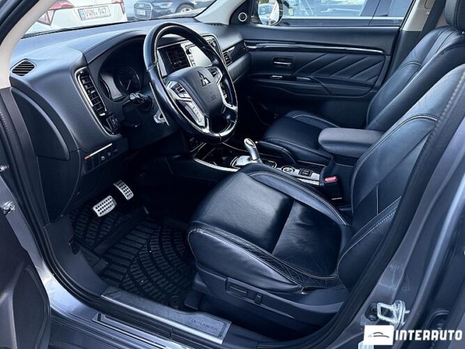 mitsubishi Outlander 2015