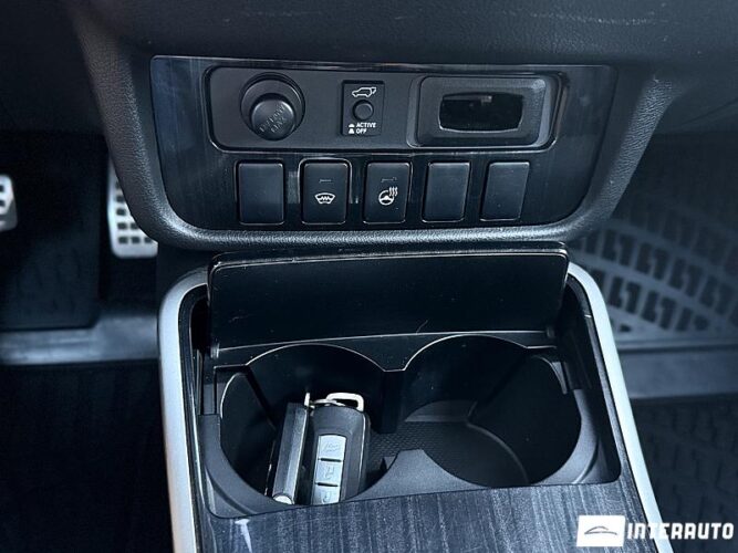 mitsubishi Outlander 2015