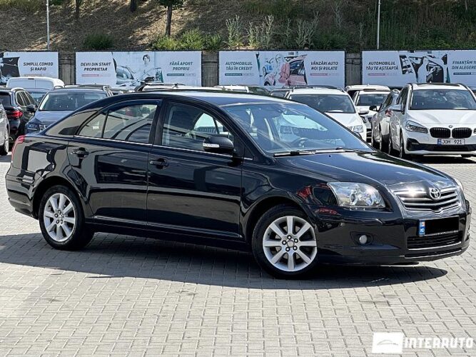 Toyota Avensis 2007 doar la InterAuto