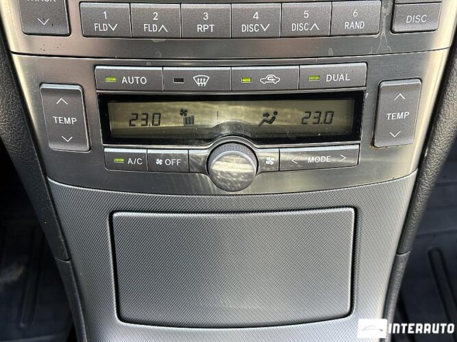 Toyota Avensis 38 toyota Avensis 2007