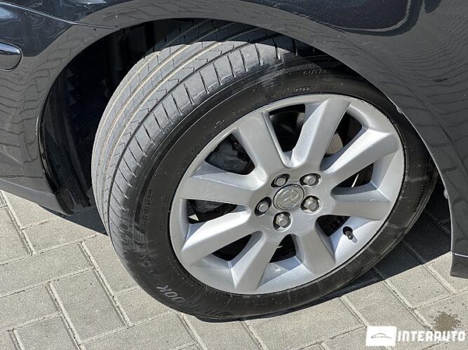 Toyota Avensis 42 toyota Avensis 2007