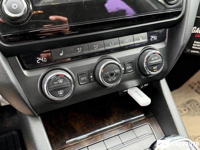Skoda Octavia 39 skoda Octavia 2014