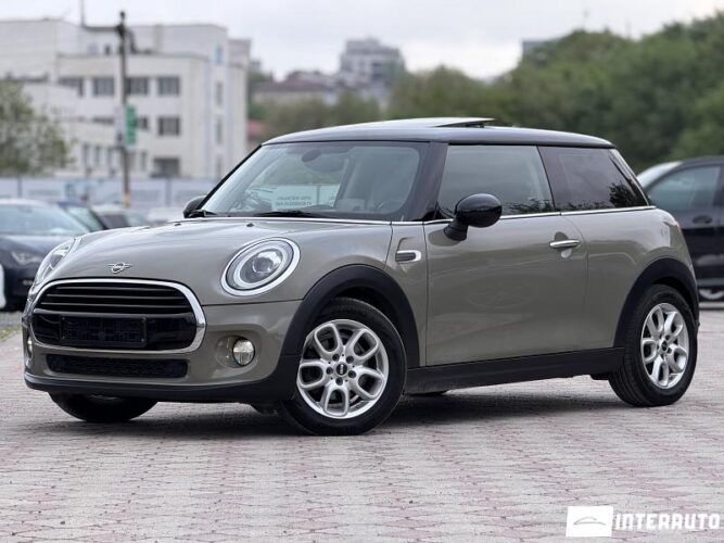 Mini Cooper 2019 doar la InterAuto