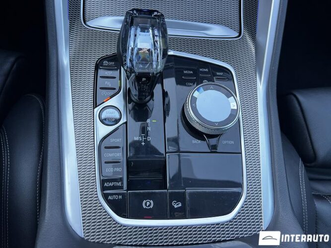 BMW X6 4.0i 51 bmw X6 4.0i 2020