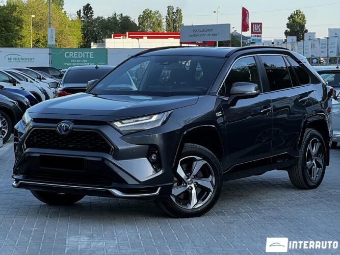 Toyota Rav-4 2022 doar la InterAuto