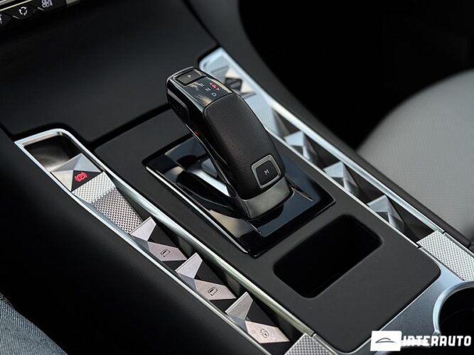 citroen DS7 2019
