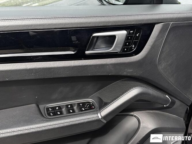 Porsche Cayenne S 51 porsche Cayenne S 2018