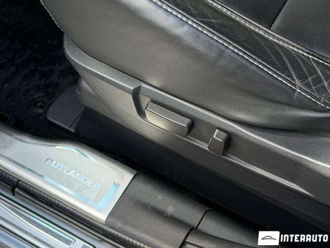 mitsubishi Outlander 2015