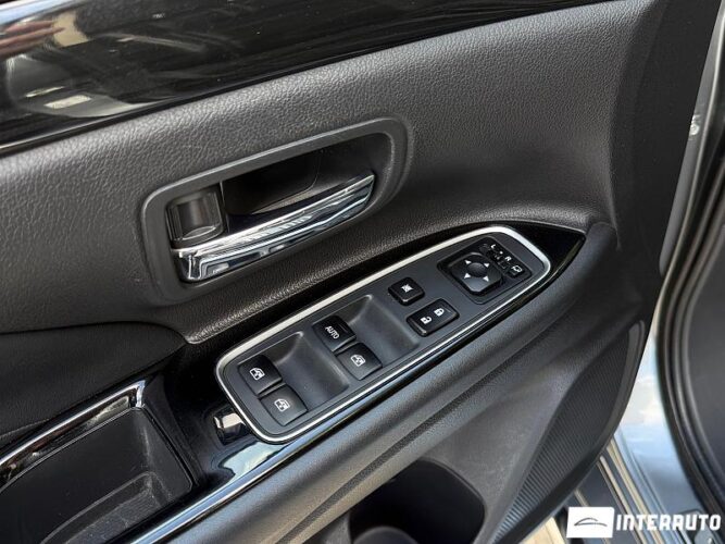 mitsubishi Outlander 2015