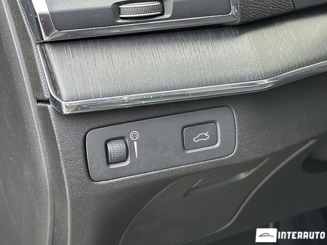 volvo XC 90 2020