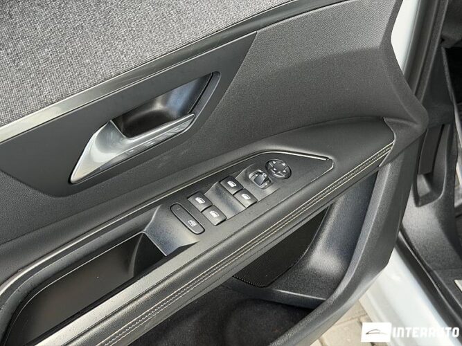 peugeot 5008 2018