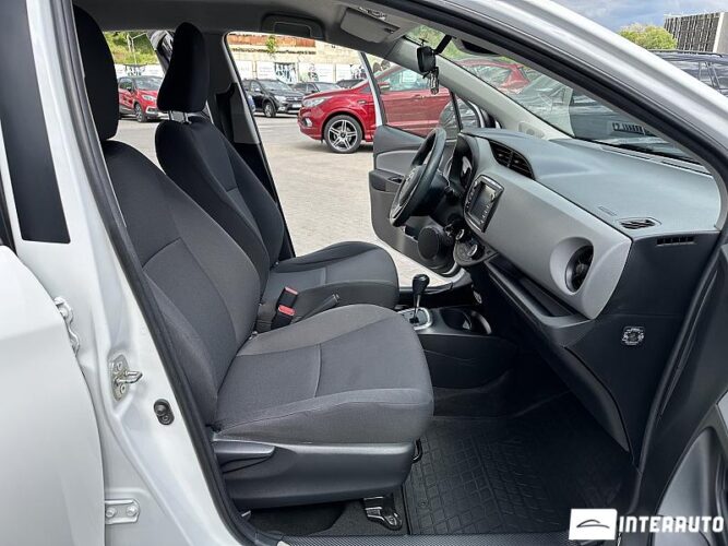toyota Yaris 2020