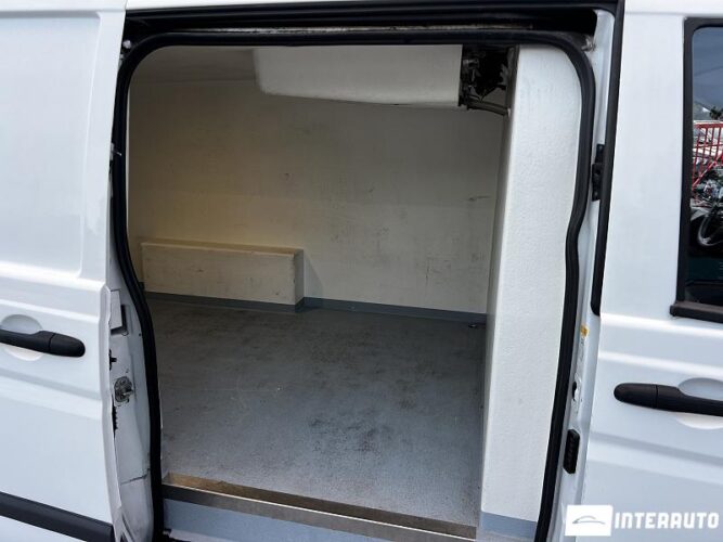 Mercedes Vito 38 mercedes Vito 2013