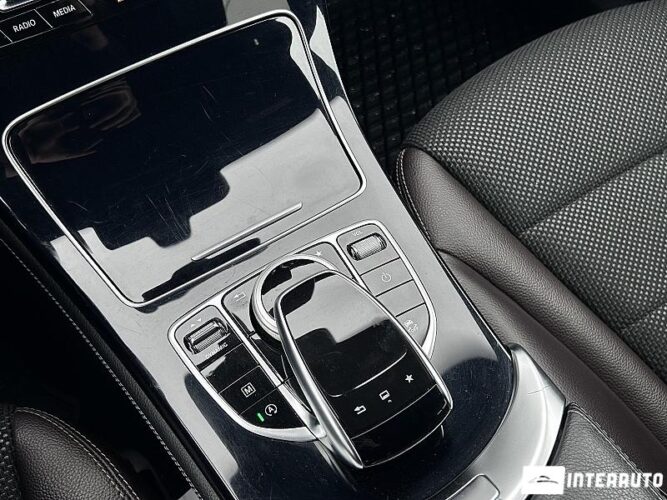 Mercedes GLC 220d 44 mercedes GLC 220d 2016