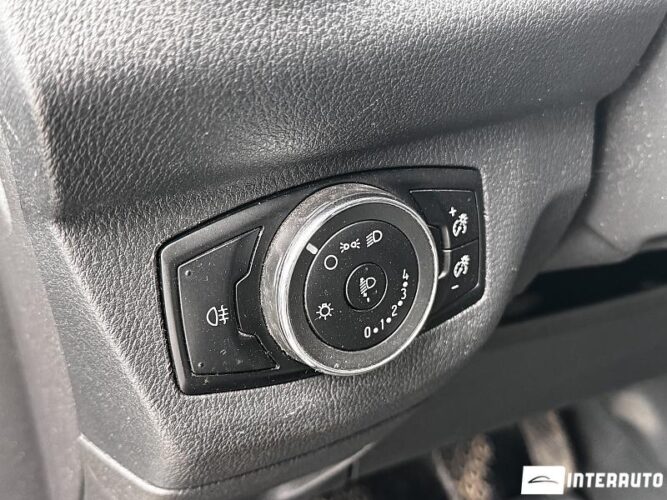 ford Courier 2015