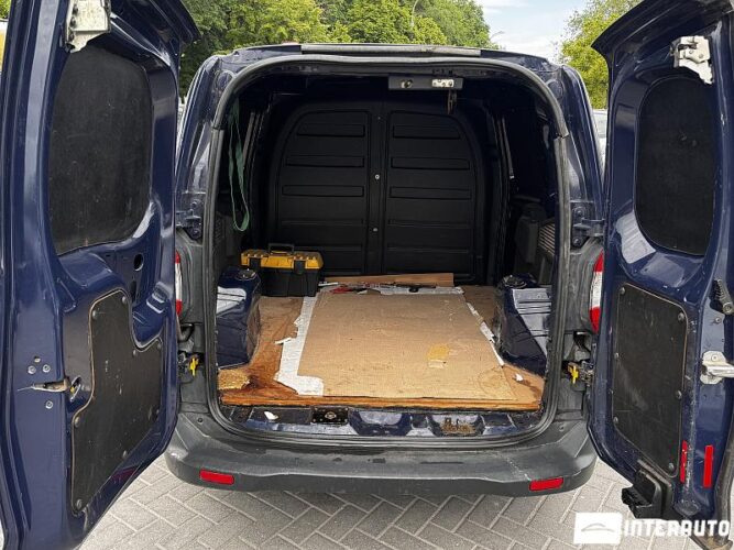 ford Courier 2015