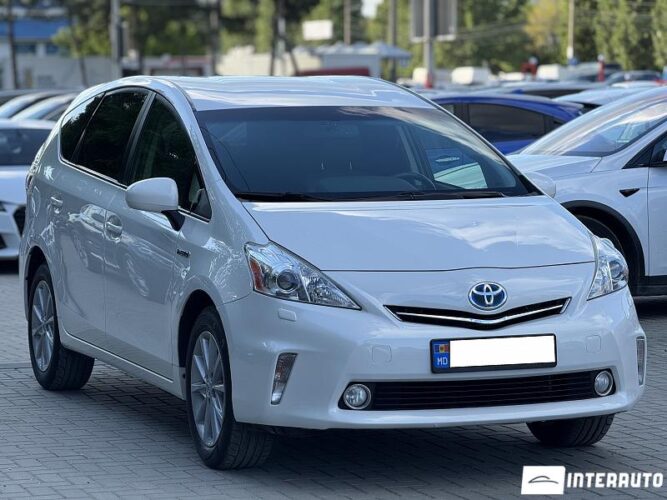 toyota Prius Plus / V 2012