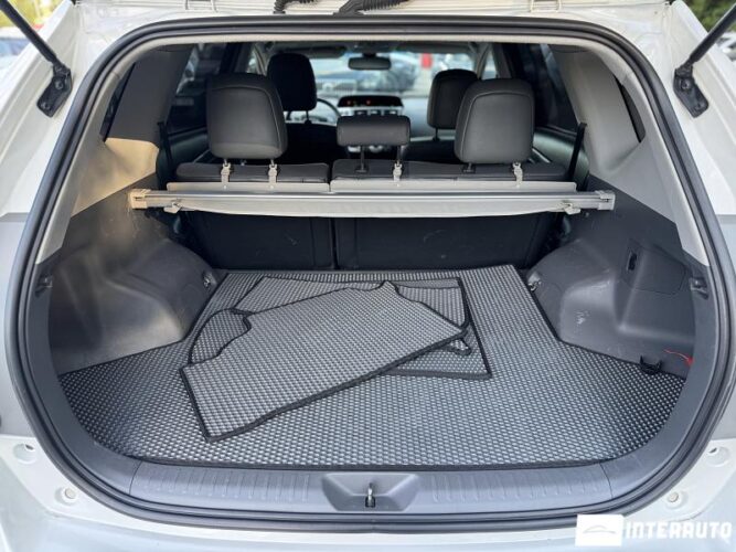 toyota Prius Plus / V 2012