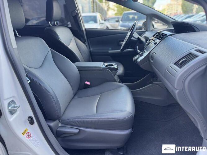 toyota Prius Plus / V 2012