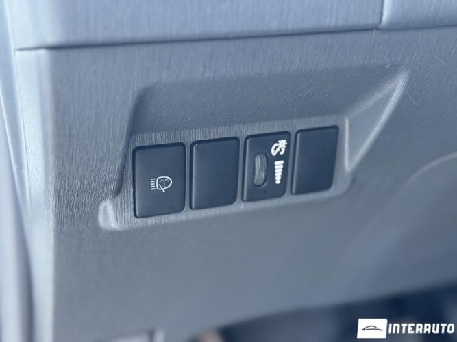 toyota Prius Plus / V 2012