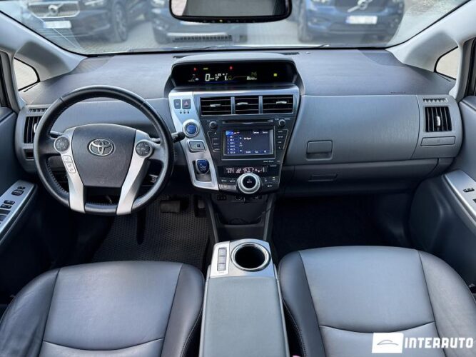 toyota Prius Plus / V 2012