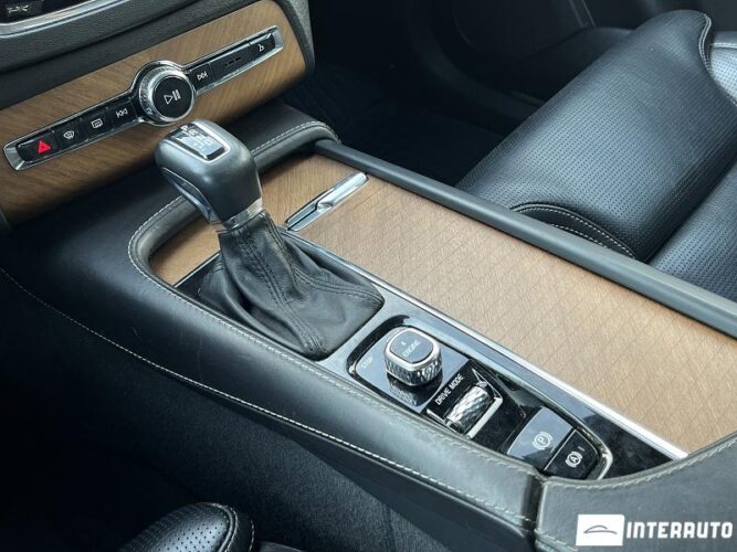 volvo XC 90 2017