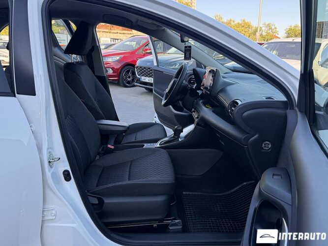 toyota Yaris 2023