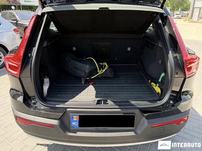 volvo XC 40 2020