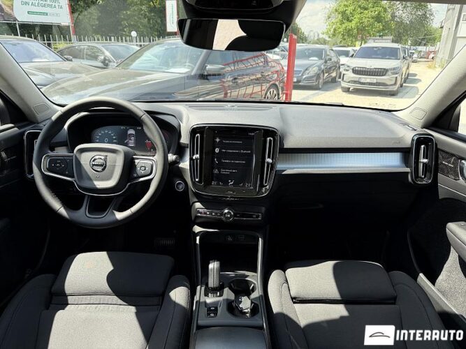volvo XC 40 2020