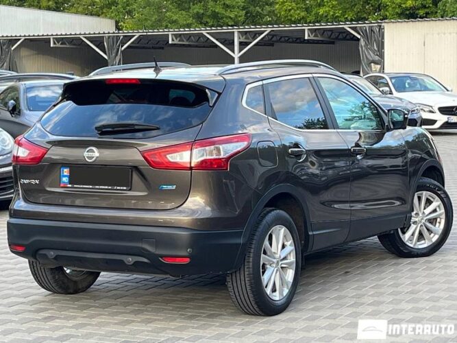 nissan Qashqai 2014