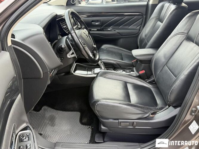 Mitsubishi Outlander 39 mitsubishi Outlander 2016