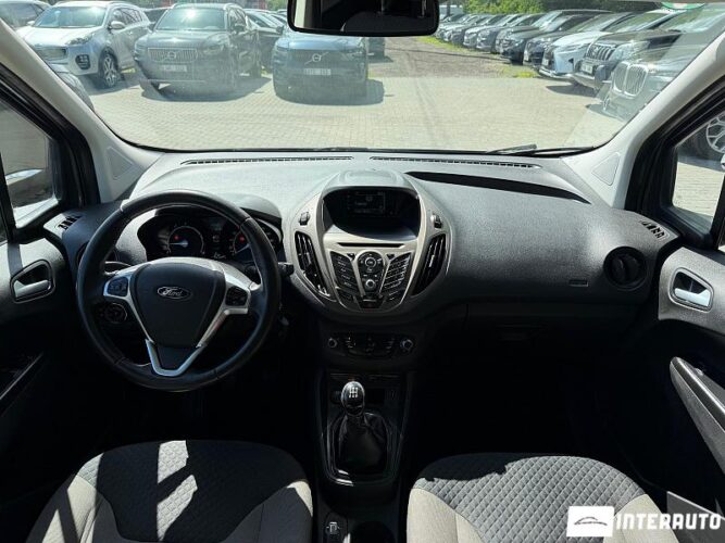 ford Tourneo Courier 2017