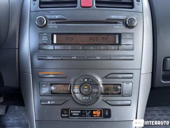Toyota Auris 37 toyota Auris 2008