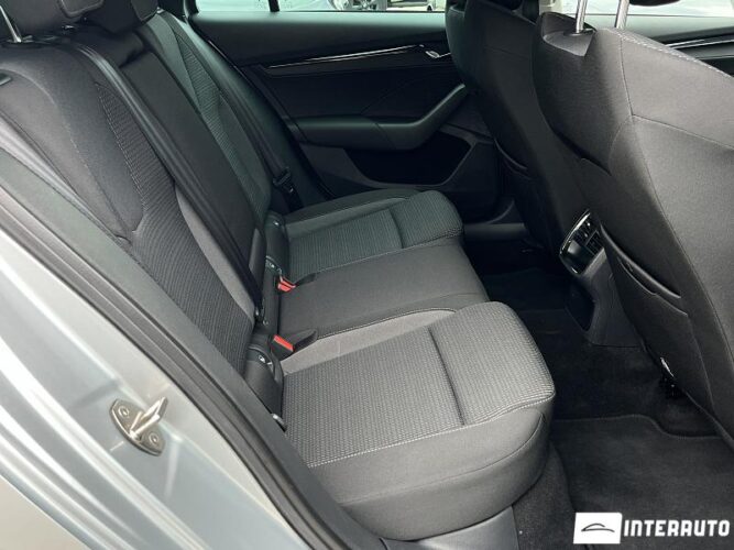 Skoda Octavia 51 skoda Octavia 2021