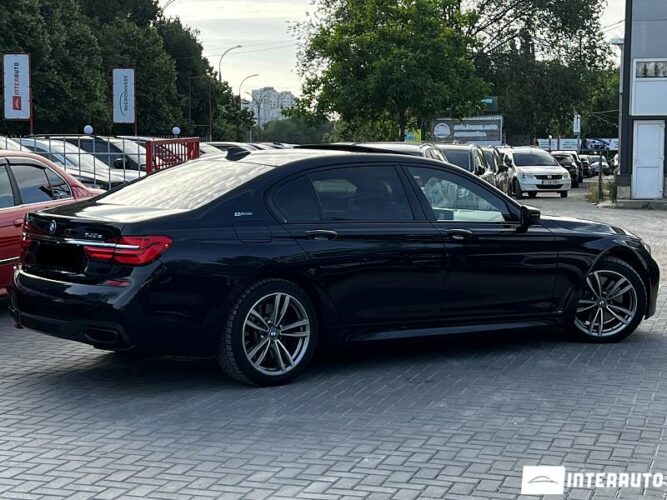 BMW 740e 39 bmw 740e 2018