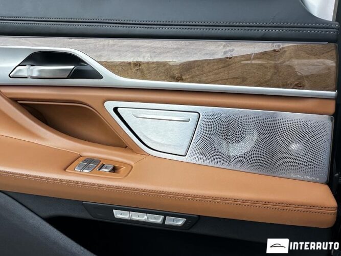 BMW 740e 55 bmw 740e 2018