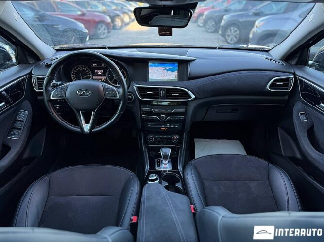 infiniti Q30 2016