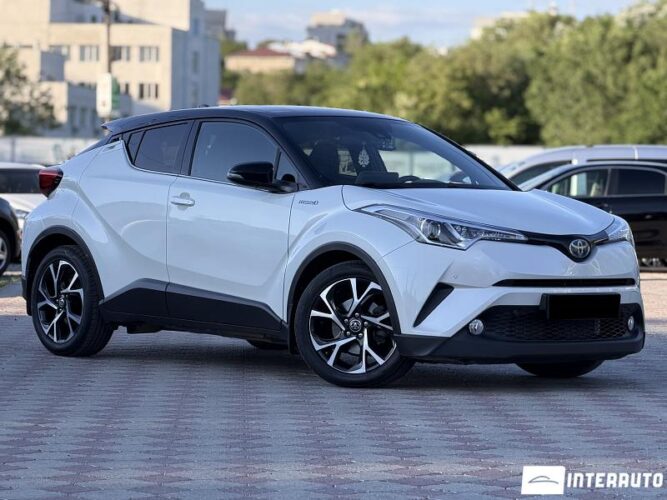 Toyota C-HR 33 toyota C-HR 2018