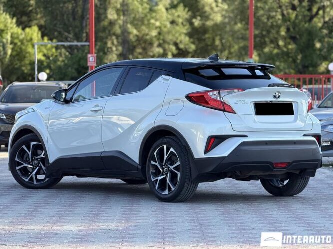 Toyota C-HR 32 toyota C-HR 2018