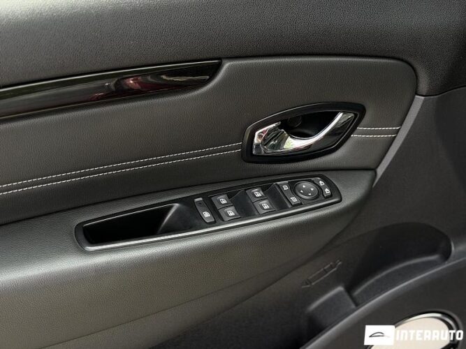 renault Grand Scenic 2016