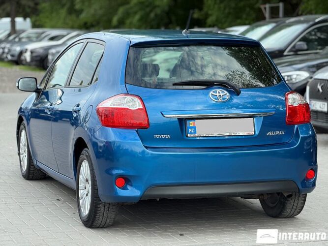 toyota Auris 2010