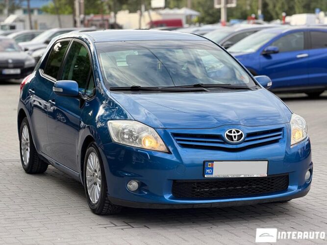 toyota Auris 2010