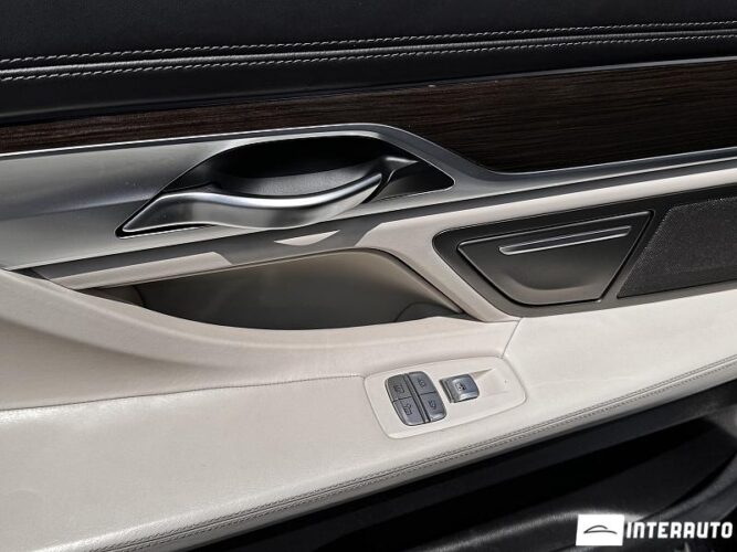 bmw 750 2020