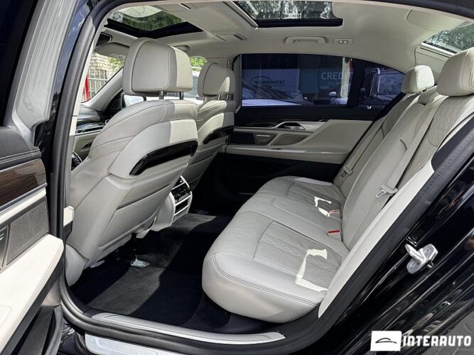 bmw 750 2020