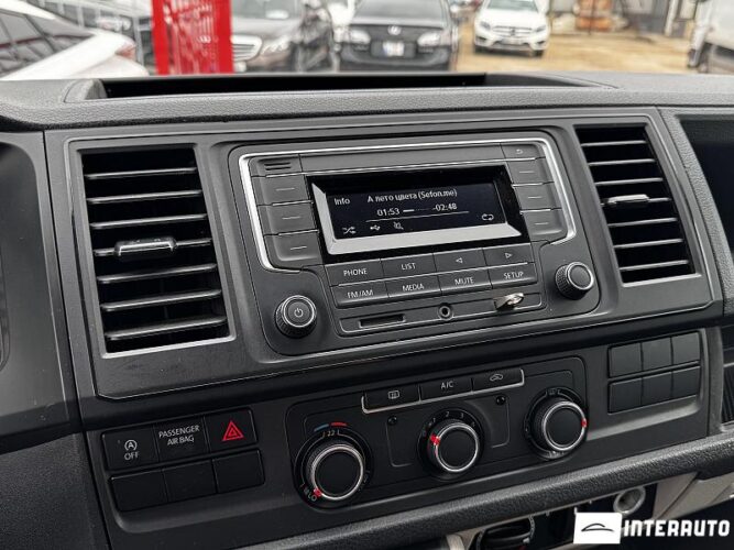 Volkswagen Caravelle 34 volkswagen Caravelle 2017